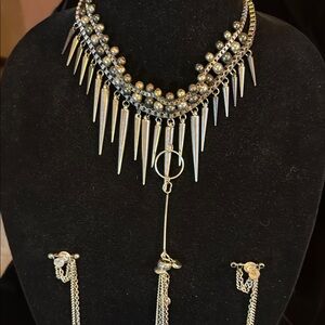 Elegant Silver Spike Necklace